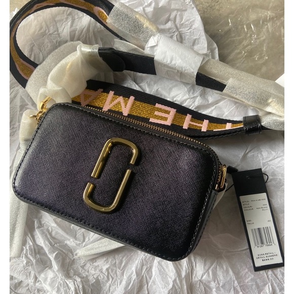 ✨SOLD OUT✨ MARC JACOBS
Snapshot Leather Crossbody - Picture 8 of 8